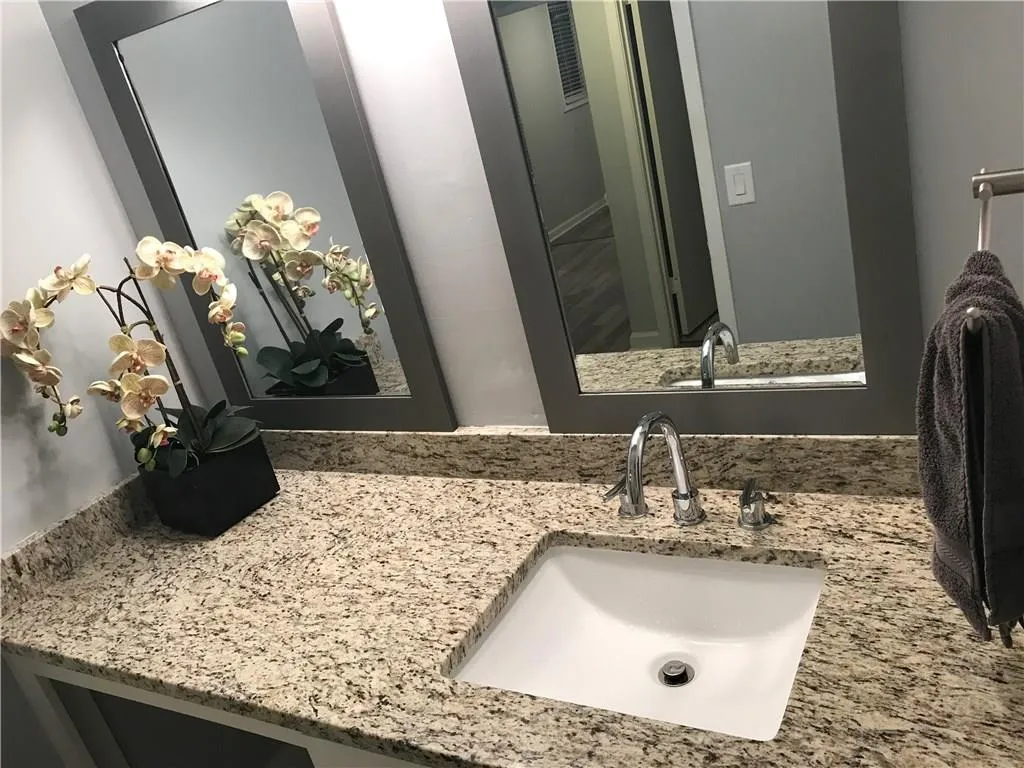 1603 Wingate Way, Sandy Springs, Georgia 30350, 1 Bedroom Bedrooms, ,1 BathroomBathrooms,Residential,Sold,1603 Wingate Way,5855415