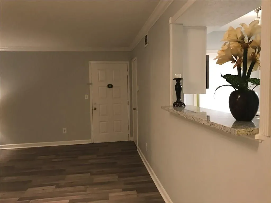 1603 Wingate Way, Sandy Springs, Georgia 30350, 1 Bedroom Bedrooms, ,1 BathroomBathrooms,Residential,Sold,1603 Wingate Way,5855415