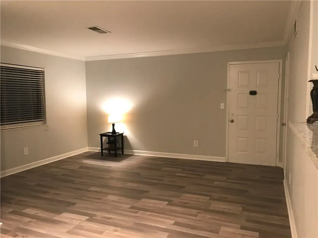 1603 Wingate Way, Sandy Springs, Georgia 30350, 1 Bedroom Bedrooms, ,1 BathroomBathrooms,Residential,Sold,1603 Wingate Way,5855415