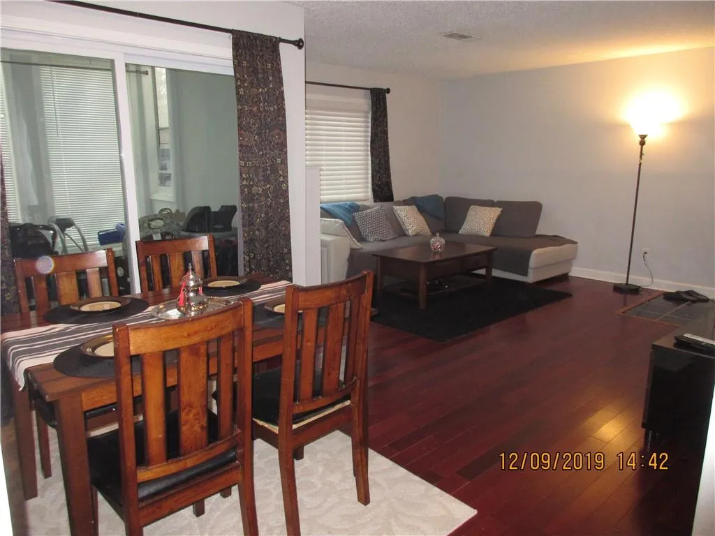 2002 Wingate Way, Sandy Springs, Georgia 30350, 1 Bedroom Bedrooms, ,1 BathroomBathrooms,Residential,Sold,2002 Wingate Way,6655486