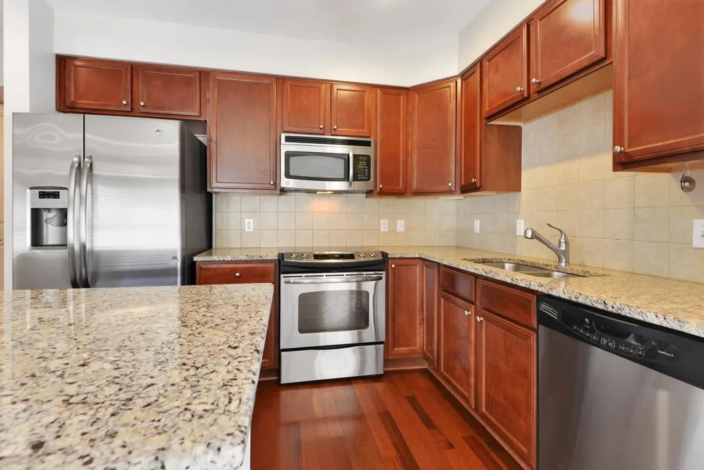 200 River Vista Drive Unit 210, Atlanta, Georgia 30339, 2 Bedrooms Bedrooms, ,2 BathroomsBathrooms,Residential,Sold,200 River Vista Drive Unit 210,6608505