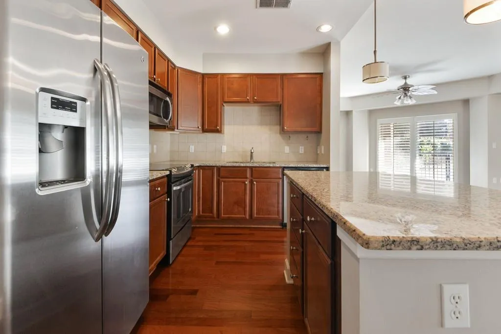 200 River Vista Drive Unit 210, Atlanta, Georgia 30339, 2 Bedrooms Bedrooms, ,2 BathroomsBathrooms,Residential,Sold,200 River Vista Drive Unit 210,6608505