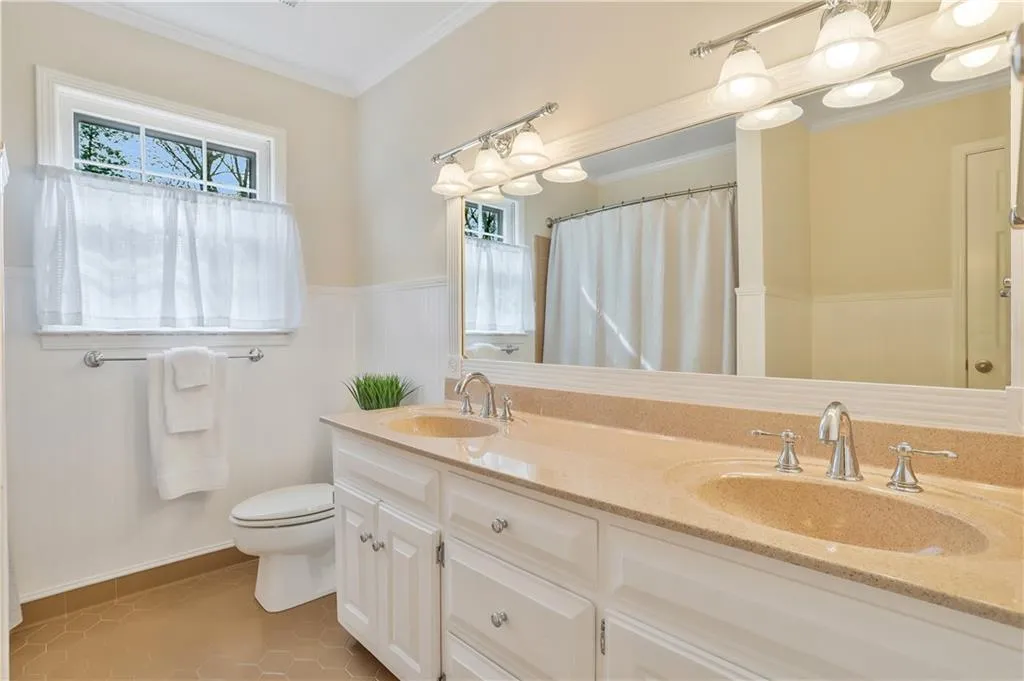 6820 Lisa Lane, Sandy Springs, Georgia 30338, 5 Bedrooms Bedrooms, ,4 BathroomsBathrooms,Residential,Sold,6820 Lisa Lane,6859413