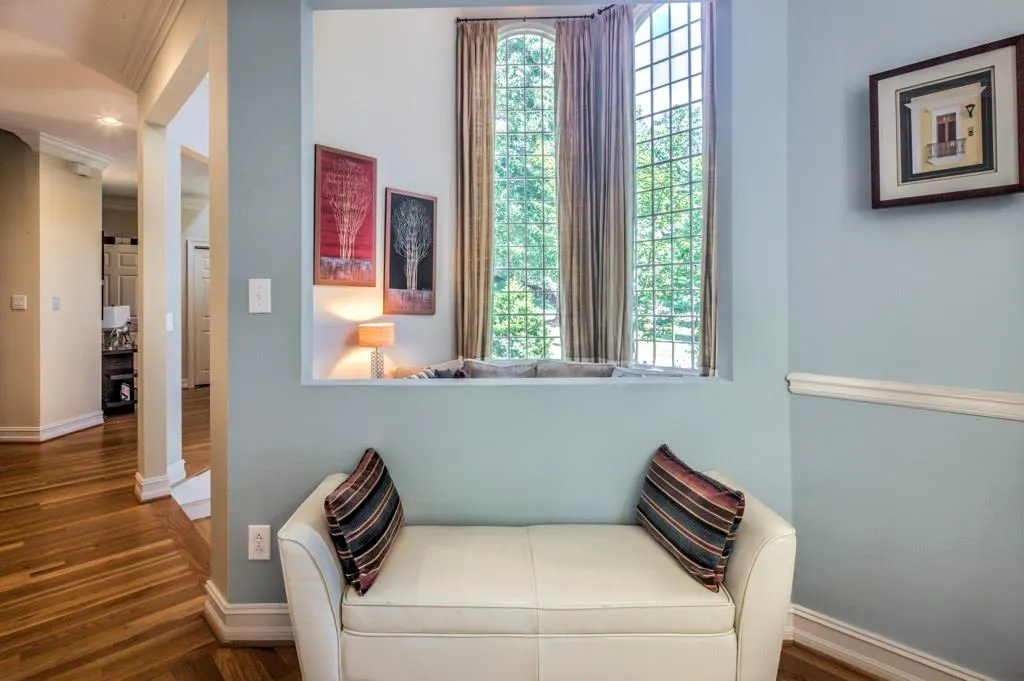 320 Fountain Oaks Lane Ne, Atlanta, Georgia 30342, 4 Bedrooms Bedrooms, ,3 BathroomsBathrooms,Residential,Sold,320 Fountain Oaks Lane Ne,5900389