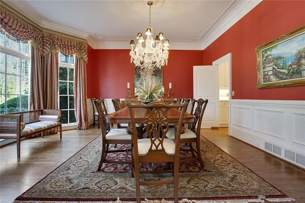 734 Heards Ferry Road, Sandy Springs, Georgia 30328, 5 Bedrooms Bedrooms, ,6 BathroomsBathrooms,Residential,Sold,734 Heards Ferry Road,5749017