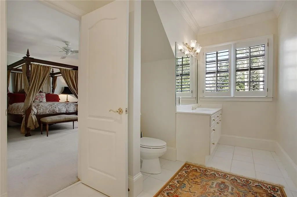 734 Heards Ferry Road, Sandy Springs, Georgia 30328, 5 Bedrooms Bedrooms, ,6 BathroomsBathrooms,Residential,Sold,734 Heards Ferry Road,5749017