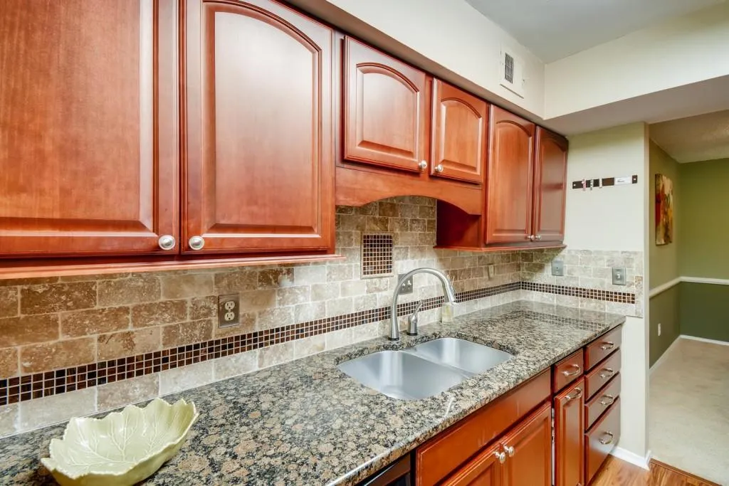 2011 Huntingdon Unit 2011, Atlanta, Georgia 30350, 2 Bedrooms Bedrooms, ,2 BathroomsBathrooms,Residential,Sold,2011 Huntingdon Unit 2011,6619524