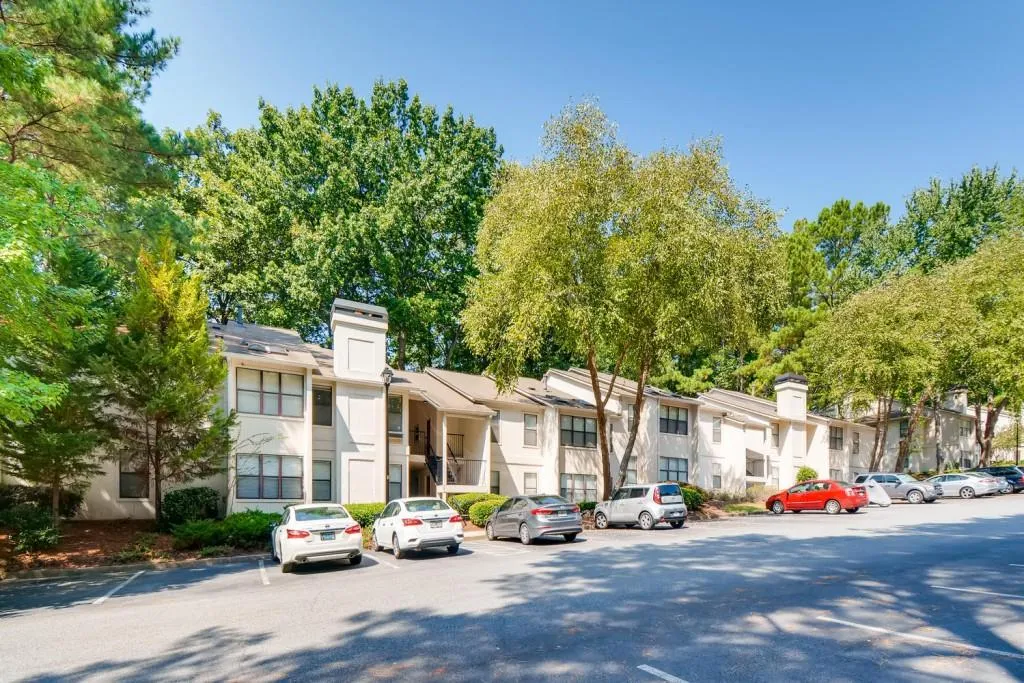 2011 Huntingdon Unit 2011, Atlanta, Georgia 30350, 2 Bedrooms Bedrooms, ,2 BathroomsBathrooms,Residential,Sold,2011 Huntingdon Unit 2011,6619524