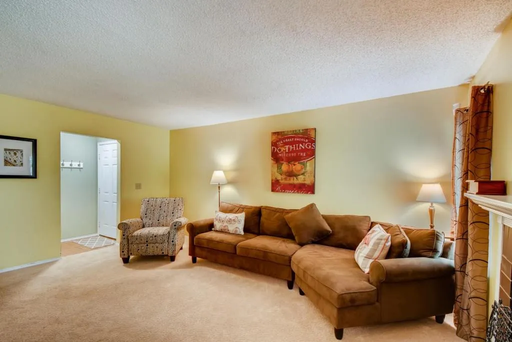2011 Huntingdon Unit 2011, Atlanta, Georgia 30350, 2 Bedrooms Bedrooms, ,2 BathroomsBathrooms,Residential,Sold,2011 Huntingdon Unit 2011,6619524