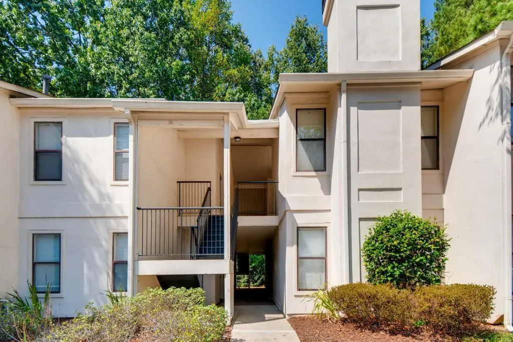 2011 Huntingdon Unit 2011, Atlanta, Georgia 30350, 2 Bedrooms Bedrooms, ,2 BathroomsBathrooms,Residential,Sold,2011 Huntingdon Unit 2011,6619524