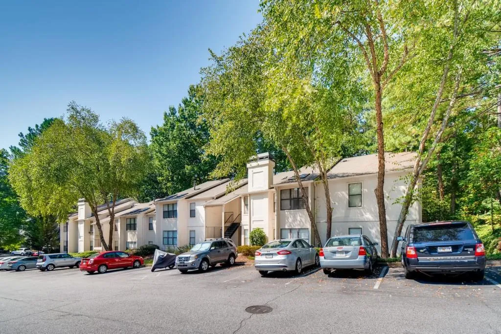2011 Huntingdon Unit 2011, Atlanta, Georgia 30350, 2 Bedrooms Bedrooms, ,2 BathroomsBathrooms,Residential,Sold,2011 Huntingdon Unit 2011,6619524