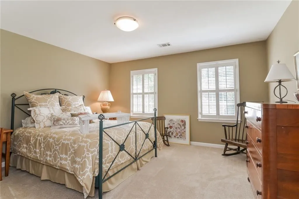 7885 Landowne Drive, Sandy Springs, Georgia 30350, 4 Bedrooms Bedrooms, ,4 BathroomsBathrooms,Residential,Sold,7885 Landowne Drive,5692477