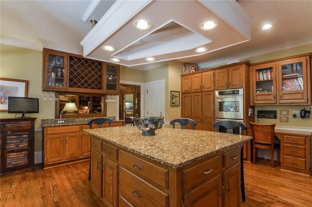 7885 Landowne Drive, Sandy Springs, Georgia 30350, 4 Bedrooms Bedrooms, ,4 BathroomsBathrooms,Residential,Sold,7885 Landowne Drive,5692477