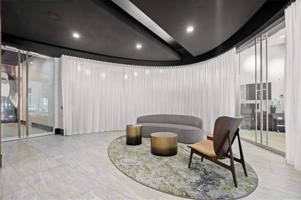 3324 Peachtree Road Ne Unit 2907, Atlanta, Georgia 30326, 1 Bedroom Bedrooms, ,1 BathroomBathrooms,Residential,For Sale,3324 Peachtree Road Ne Unit 2907,7625803