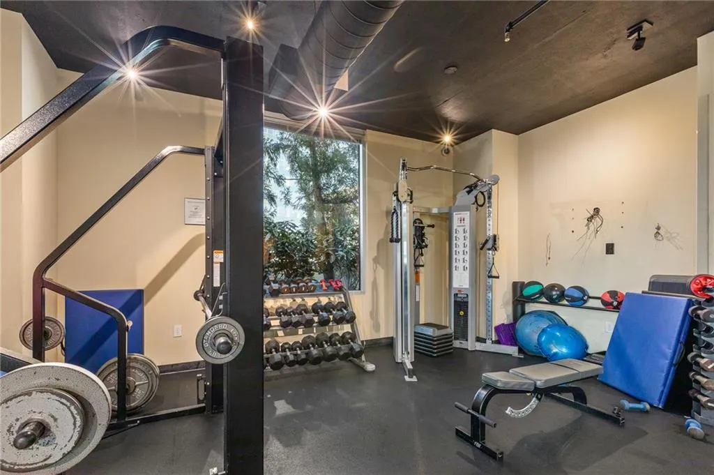 3324 Peachtree Road Ne Unit 2907, Atlanta, Georgia 30326, 1 Bedroom Bedrooms, ,1 BathroomBathrooms,Residential,For Sale,3324 Peachtree Road Ne Unit 2907,7625803