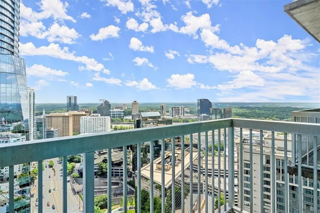 3324 Peachtree Road Ne Unit 2907, Atlanta, Georgia 30326, 1 Bedroom Bedrooms, ,1 BathroomBathrooms,Residential,For Sale,3324 Peachtree Road Ne Unit 2907,7625803