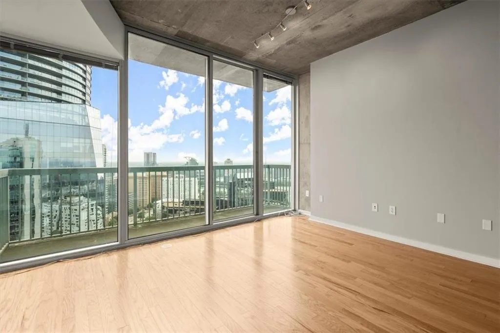 3324 Peachtree Road Ne Unit 2907, Atlanta, Georgia 30326, 1 Bedroom Bedrooms, ,1 BathroomBathrooms,Residential,For Sale,3324 Peachtree Road Ne Unit 2907,7625803