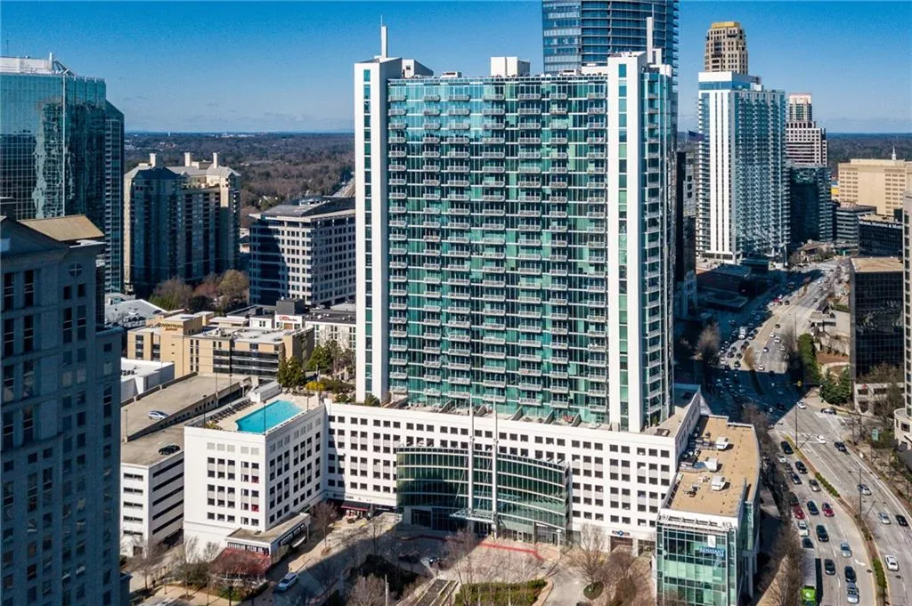 3324 Peachtree Road Ne Unit 2907, Atlanta, Georgia 30326, 1 Bedroom Bedrooms, ,1 BathroomBathrooms,Residential,For Sale,3324 Peachtree Road Ne Unit 2907,7625803