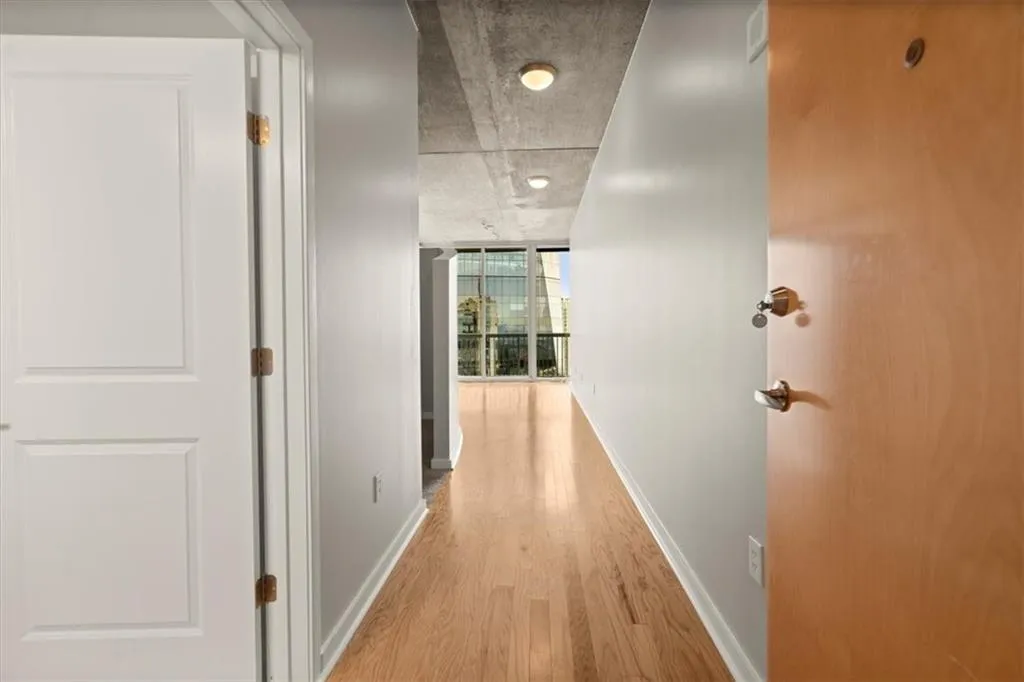 3324 Peachtree Road Ne Unit 2907, Atlanta, Georgia 30326, 1 Bedroom Bedrooms, ,1 BathroomBathrooms,Residential,For Sale,3324 Peachtree Road Ne Unit 2907,7625803
