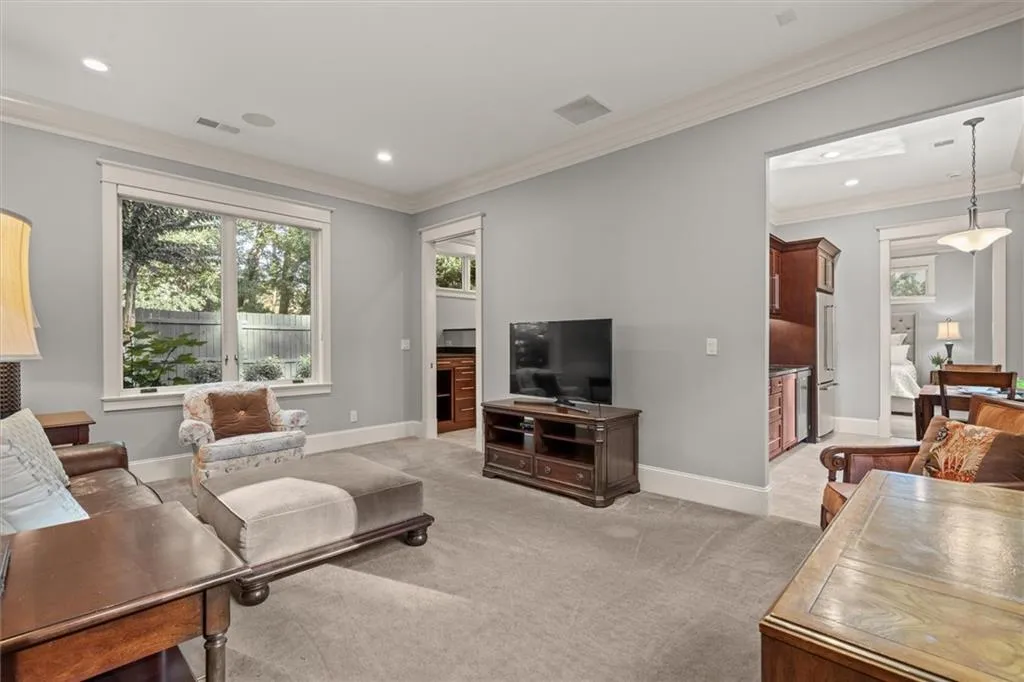 1271 Roxboro Drive Ne, Atlanta, Georgia 30324, 6 Bedrooms Bedrooms, ,5 BathroomsBathrooms,Residential,For Sale,1271 Roxboro Drive Ne,7660864