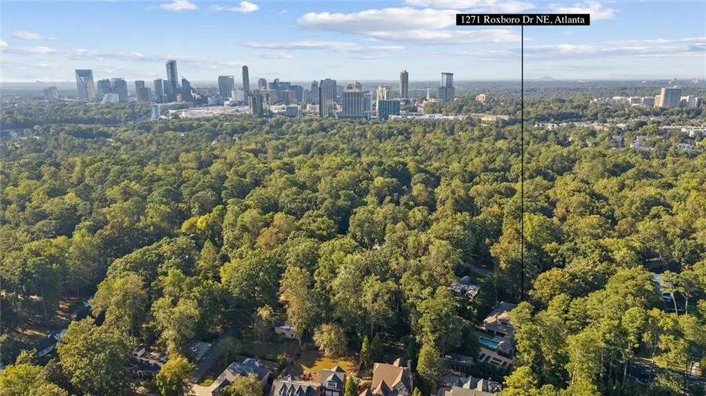 1271 Roxboro Drive Ne, Atlanta, Georgia 30324, 6 Bedrooms Bedrooms, ,5 BathroomsBathrooms,Residential,For Sale,1271 Roxboro Drive Ne,7660864