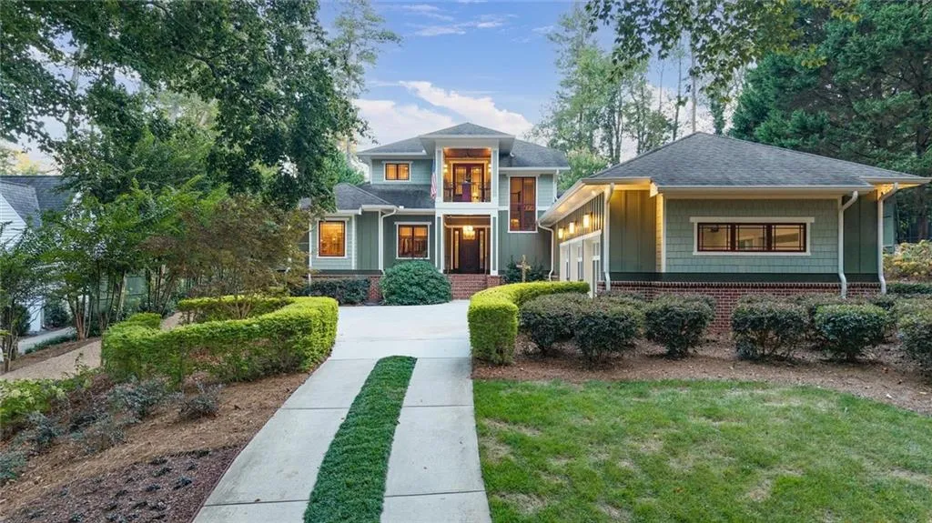 1271 Roxboro Drive Ne, Atlanta, Georgia 30324, 6 Bedrooms Bedrooms, ,5 BathroomsBathrooms,Residential,For Sale,1271 Roxboro Drive Ne,7660864