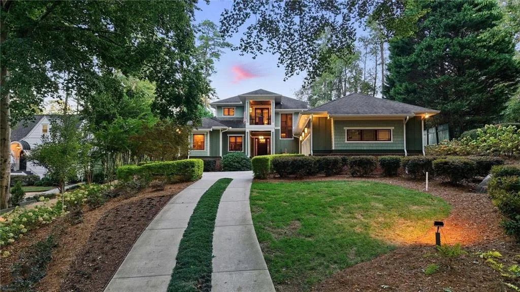 1271 Roxboro Drive Ne, Atlanta, Georgia 30324, 6 Bedrooms Bedrooms, ,5 BathroomsBathrooms,Residential,For Sale,1271 Roxboro Drive Ne,7660864