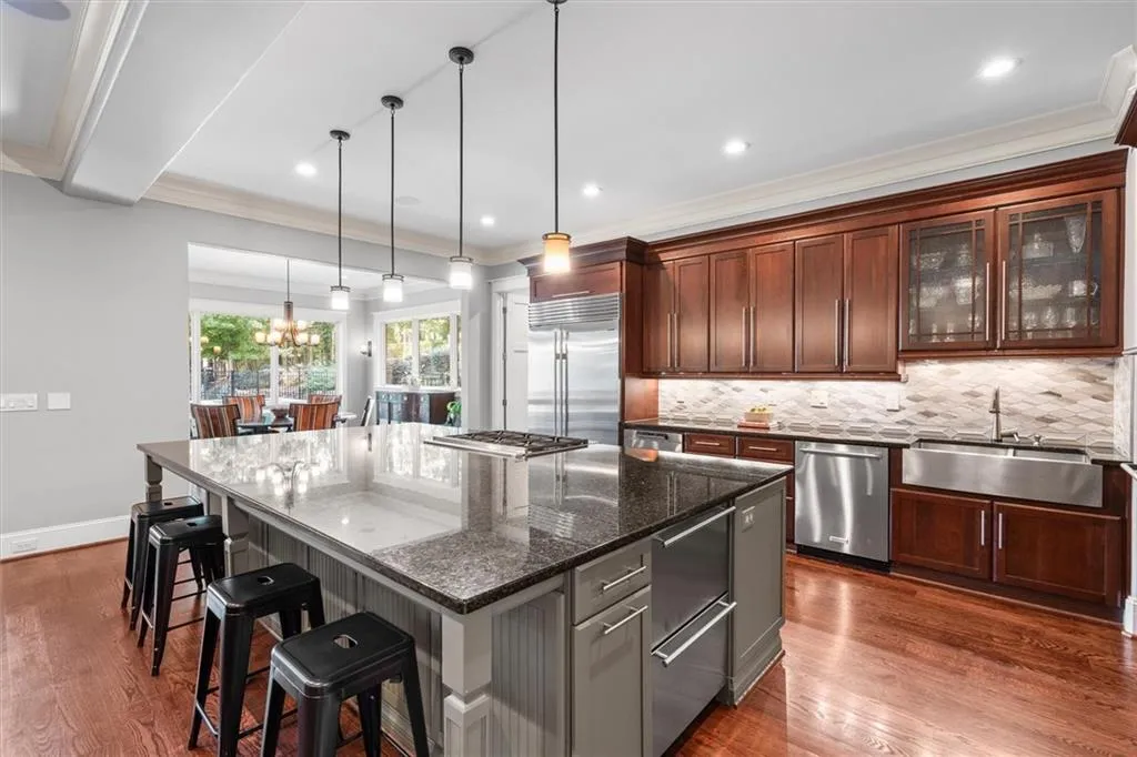 1271 Roxboro Drive Ne, Atlanta, Georgia 30324, 6 Bedrooms Bedrooms, ,5 BathroomsBathrooms,Residential,For Sale,1271 Roxboro Drive Ne,7660864