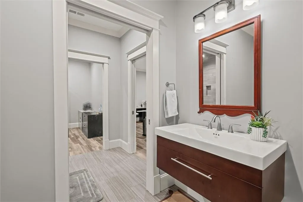 1271 Roxboro Drive Ne, Atlanta, Georgia 30324, 6 Bedrooms Bedrooms, ,5 BathroomsBathrooms,Residential,For Sale,1271 Roxboro Drive Ne,7660864