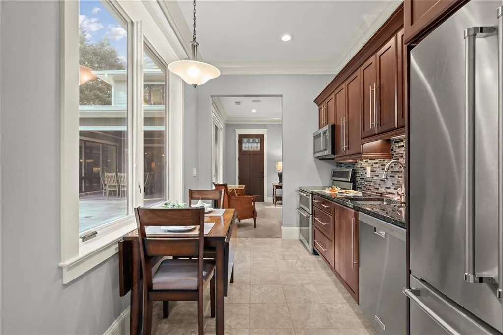 1271 Roxboro Drive Ne, Atlanta, Georgia 30324, 6 Bedrooms Bedrooms, ,5 BathroomsBathrooms,Residential,For Sale,1271 Roxboro Drive Ne,7660864