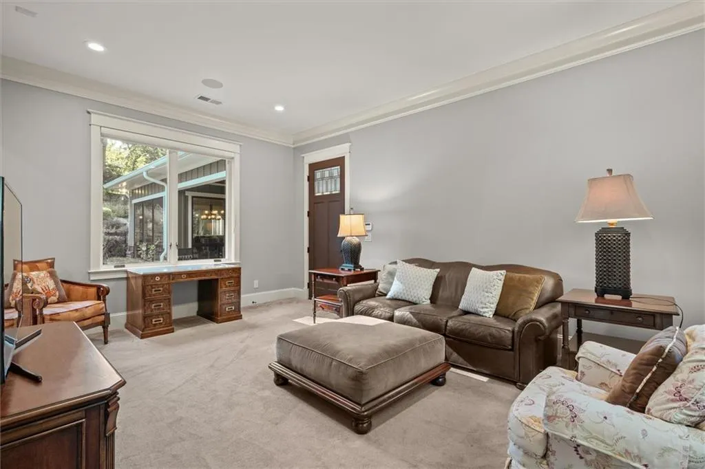 1271 Roxboro Drive Ne, Atlanta, Georgia 30324, 6 Bedrooms Bedrooms, ,5 BathroomsBathrooms,Residential,For Sale,1271 Roxboro Drive Ne,7660864