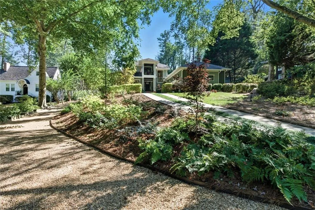 1271 Roxboro Drive Ne, Atlanta, Georgia 30324, 6 Bedrooms Bedrooms, ,5 BathroomsBathrooms,Residential,For Sale,1271 Roxboro Drive Ne,7660864