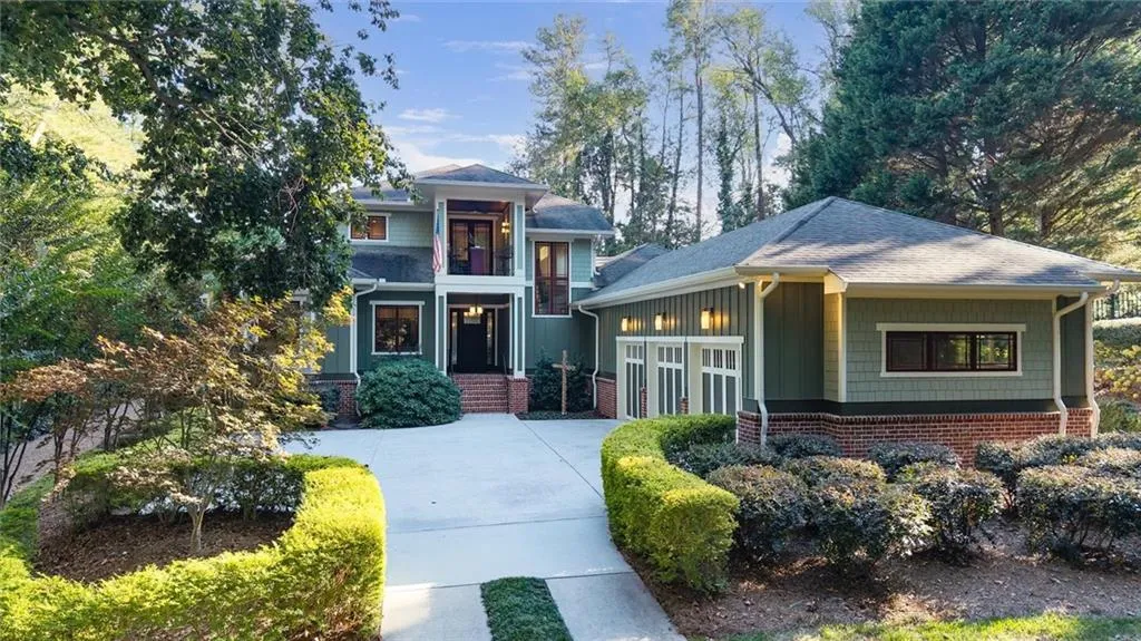 1271 Roxboro Drive Ne, Atlanta, Georgia 30324, 6 Bedrooms Bedrooms, ,5 BathroomsBathrooms,Residential,For Sale,1271 Roxboro Drive Ne,7660864