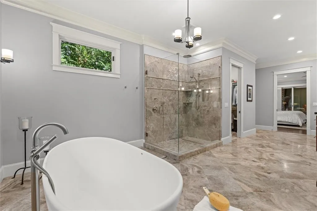 1271 Roxboro Drive Ne, Atlanta, Georgia 30324, 6 Bedrooms Bedrooms, ,5 BathroomsBathrooms,Residential,For Sale,1271 Roxboro Drive Ne,7660864