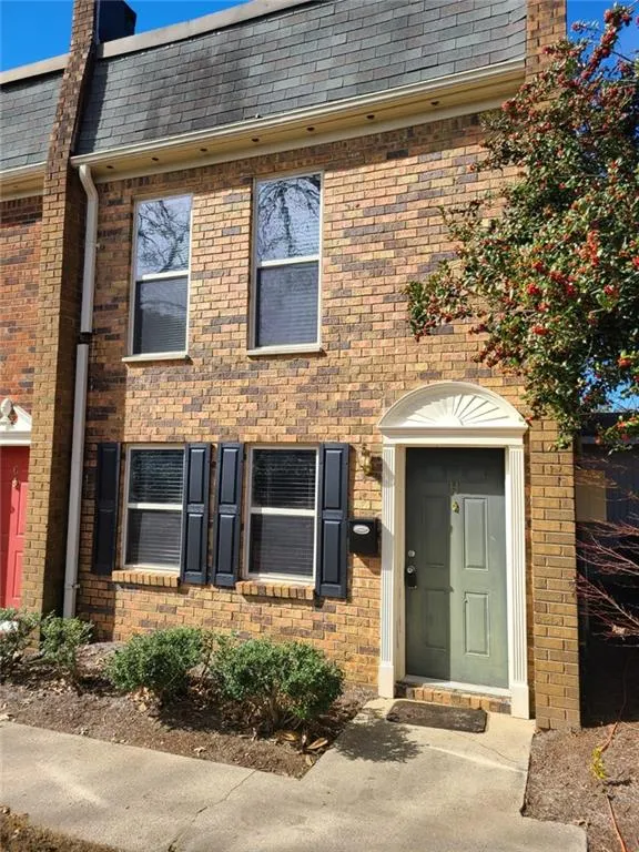 175 N River Drive Unit H, Sandy Springs, Georgia 30350, 2 Bedrooms Bedrooms, ,2 BathroomsBathrooms,Residential,Sold,175 N River Drive Unit H,7146141