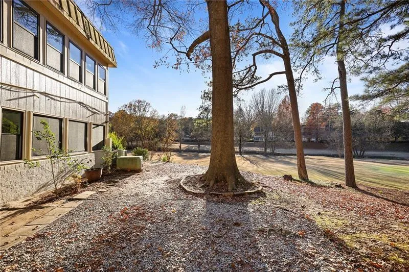 138 Elysian Way Nw, Atlanta, Georgia 30327, 2 Bedrooms Bedrooms, ,2 BathroomsBathrooms,Residential,For Sale,138 Elysian Way Nw,7607352