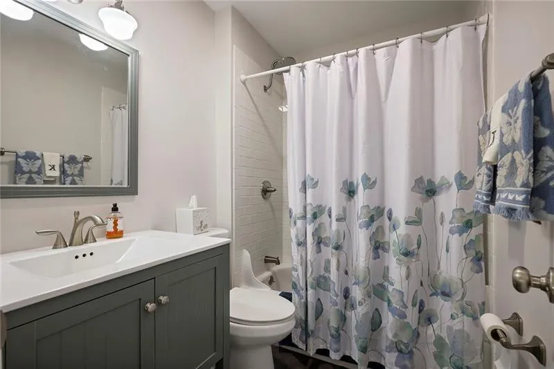 138 Elysian Way Nw, Atlanta, Georgia 30327, 2 Bedrooms Bedrooms, ,2 BathroomsBathrooms,Residential,For Sale,138 Elysian Way Nw,7607352