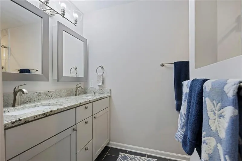 138 Elysian Way Nw, Atlanta, Georgia 30327, 2 Bedrooms Bedrooms, ,2 BathroomsBathrooms,Residential,For Sale,138 Elysian Way Nw,7607352
