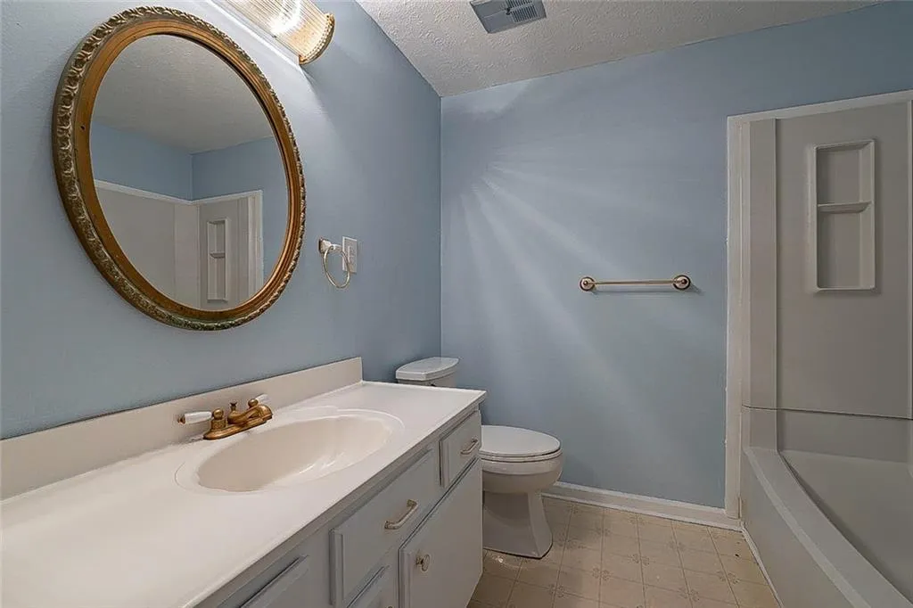 8871 Roberts, Atlanta, Georgia 30350, 2 Bedrooms Bedrooms, ,3 BathroomsBathrooms,Residential,Sold,8871 Roberts,6976191