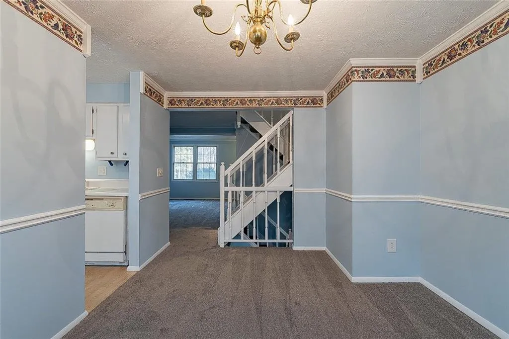 8871 Roberts, Atlanta, Georgia 30350, 2 Bedrooms Bedrooms, ,3 BathroomsBathrooms,Residential,Sold,8871 Roberts,6976191