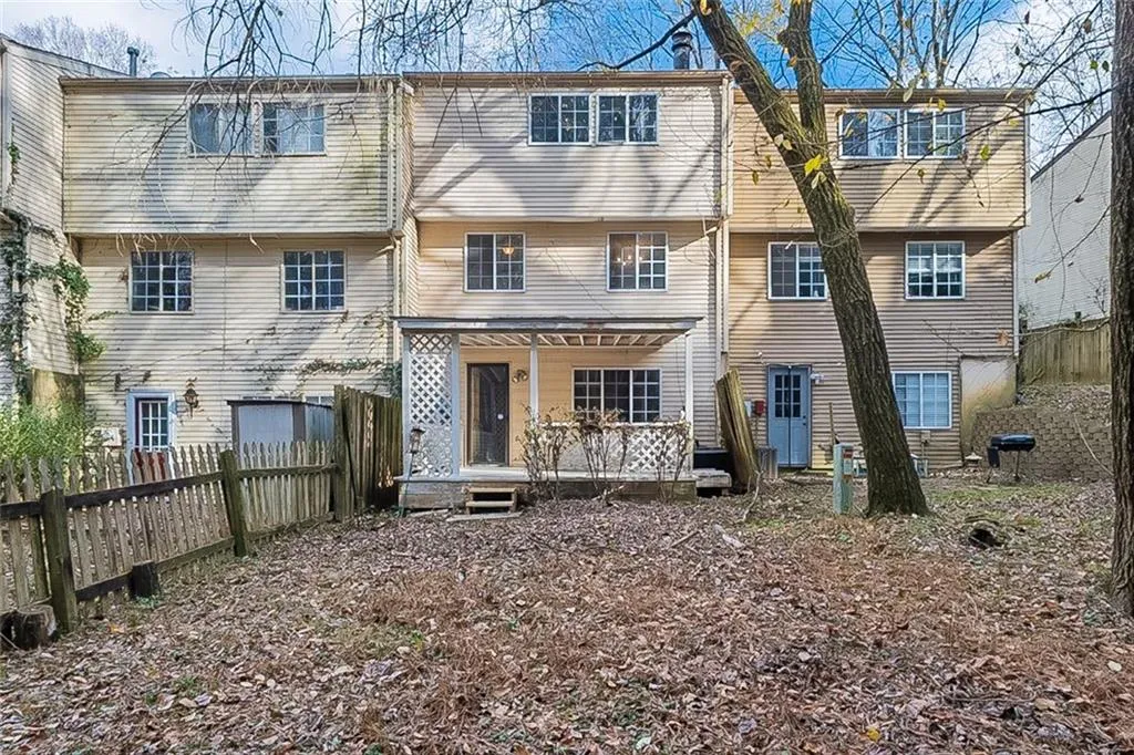 8871 Roberts, Atlanta, Georgia 30350, 2 Bedrooms Bedrooms, ,3 BathroomsBathrooms,Residential,Sold,8871 Roberts,6976191