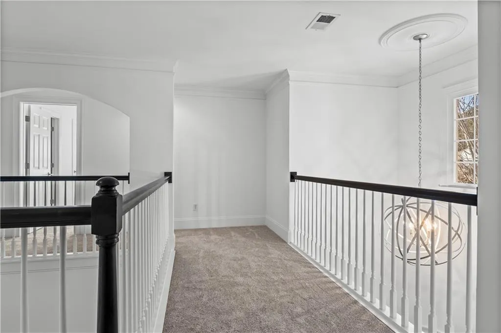 285 Wembley Circle, Atlanta, Georgia 30328, 4 Bedrooms Bedrooms, ,3 BathroomsBathrooms,Residential,Sold,285 Wembley Circle,7710258