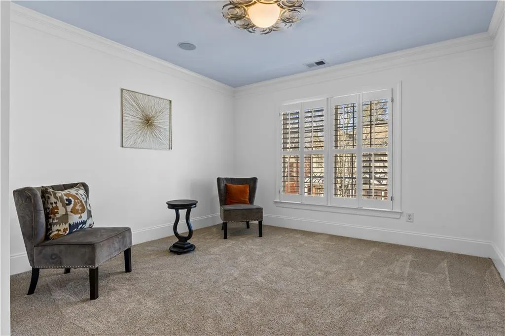 285 Wembley Circle, Atlanta, Georgia 30328, 4 Bedrooms Bedrooms, ,3 BathroomsBathrooms,Residential,Sold,285 Wembley Circle,7710258