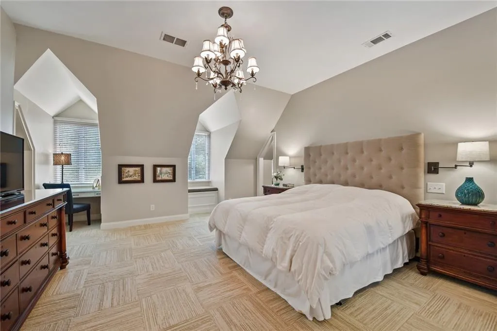 1270 Old Woodbine Road, Sandy Springs, Georgia 30319, 4 Bedrooms Bedrooms, ,3 BathroomsBathrooms,Residential,Sold,1270 Old Woodbine Road,6875903