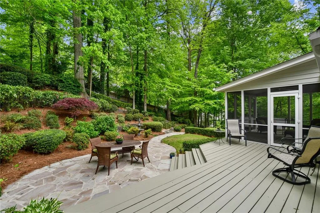 1270 Old Woodbine Road, Sandy Springs, Georgia 30319, 4 Bedrooms Bedrooms, ,3 BathroomsBathrooms,Residential,Sold,1270 Old Woodbine Road,6875903