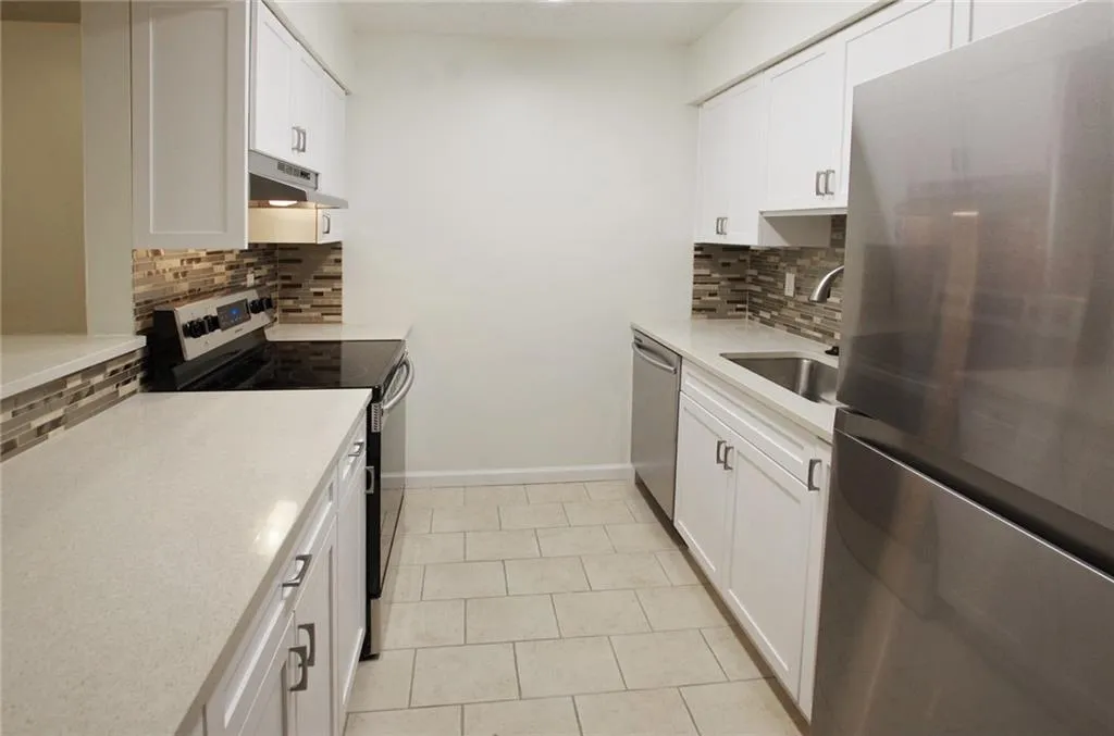 1510 Huntingdon Chase, Sandy Springs, Georgia 30350, 1 Bedroom Bedrooms, ,1 BathroomBathrooms,Residential,Sold,1510 Huntingdon Chase,6609011