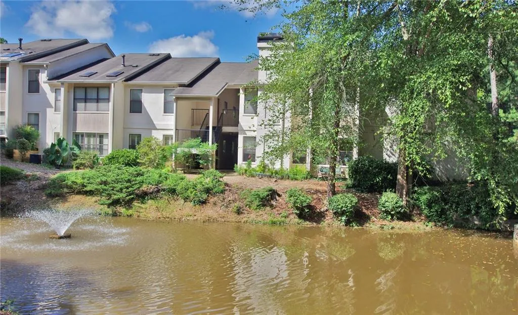 1510 Huntingdon Chase, Sandy Springs, Georgia 30350, 1 Bedroom Bedrooms, ,1 BathroomBathrooms,Residential,Sold,1510 Huntingdon Chase,6609011