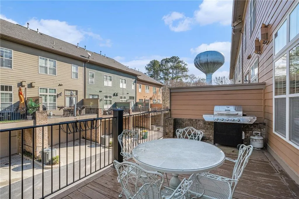 913 Telfair Close Unit 13, Atlanta, Georgia 30350, 3 Bedrooms Bedrooms, ,3 BathroomsBathrooms,Residential,Sold,913 Telfair Close Unit 13,7502937