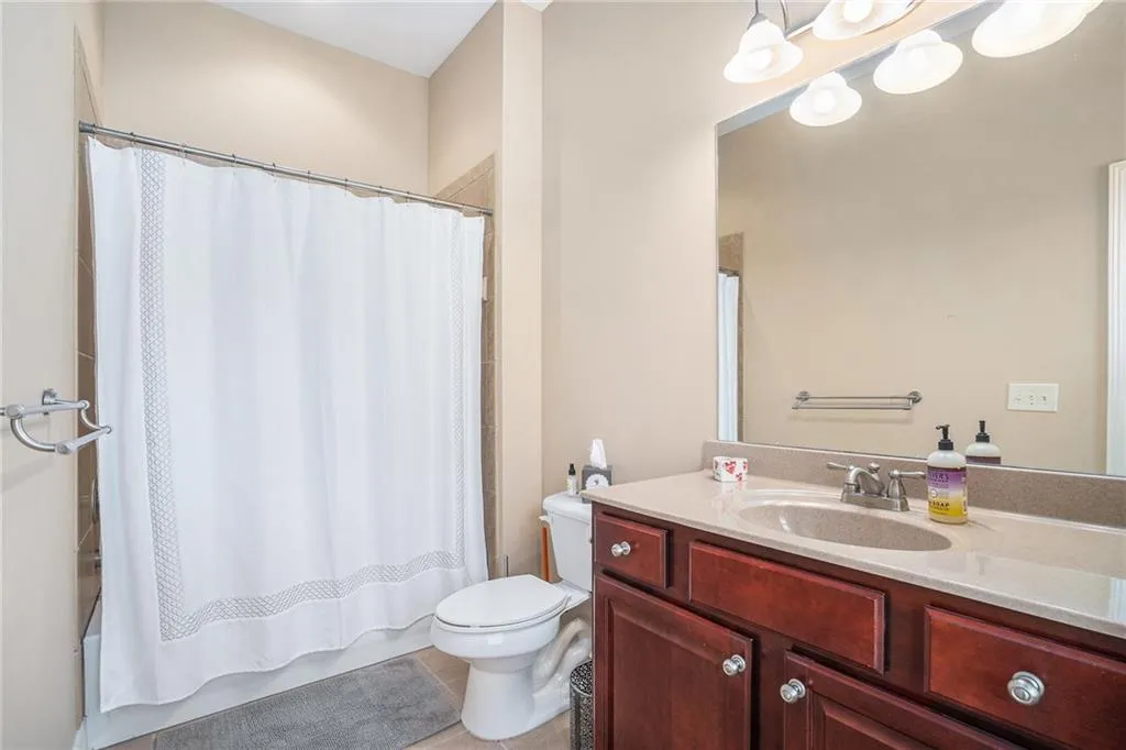 913 Telfair Close Unit 13, Atlanta, Georgia 30350, 3 Bedrooms Bedrooms, ,3 BathroomsBathrooms,Residential,Sold,913 Telfair Close Unit 13,7502937