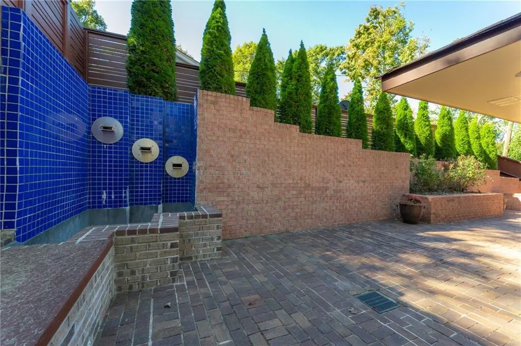 610 Bridgewater Drive, Sandy Springs, Georgia 30328, 3 Bedrooms Bedrooms, ,3 BathroomsBathrooms,Residential,Sold,610 Bridgewater Drive,6961271